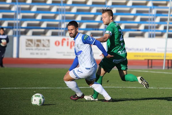 Oficial: El Marbella FC renueva hasta 2019 a Luis Rioja