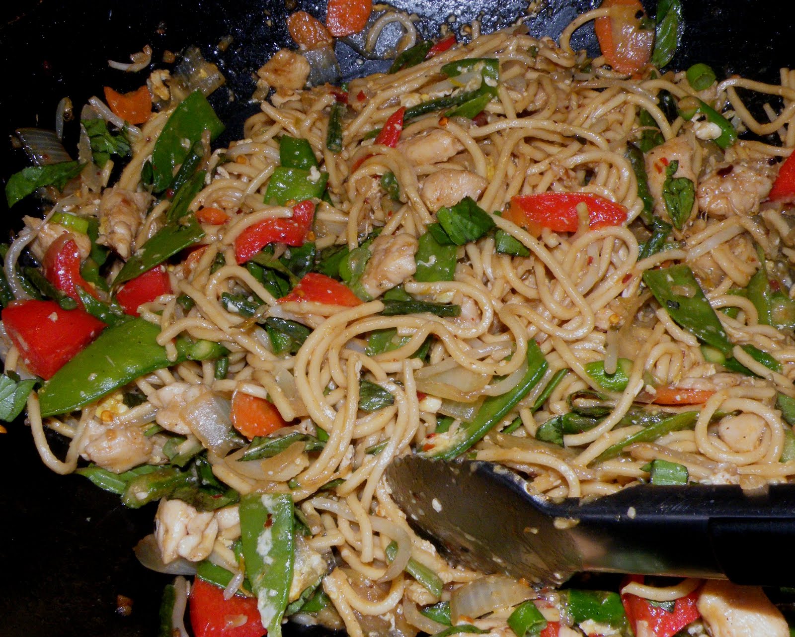 The Cooking Curmudgeon: Burmese Fried Noodles