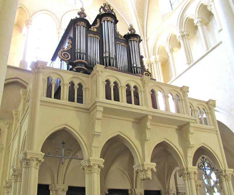 Blythe Dolls' Bon Voyage Auxerre the Église SaintEusèbe