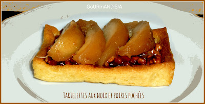 Image Tartelettes aux noix et poires pochées