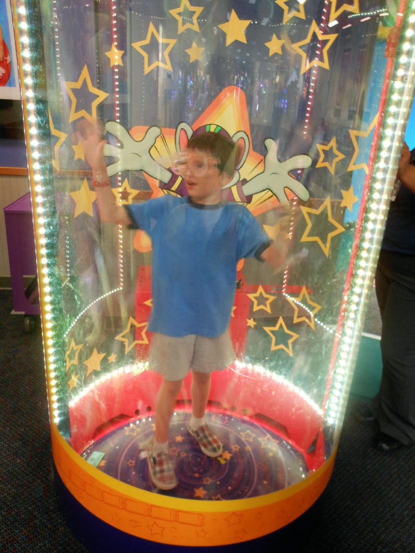 The Adventures of Ben and Nathan! Chuck E Cheese's Ticket Blaster