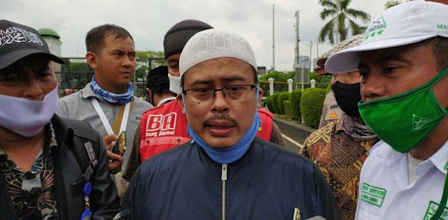 Temui Pihak Bandara Soetta, PA 212 Pastikan Masalah Kerusakan Sudah Diselesaikan Temui Pihak Bandara Soetta, PA 212 Pastikan Masalah Kerusakan Sudah Diselesaikan