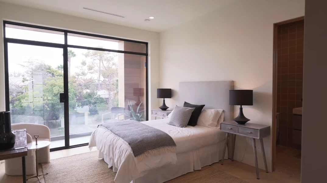 88 Interior Photos vs. Tour 839 N Genesee Ave, Los Angeles, CA Luxury Contemporary House