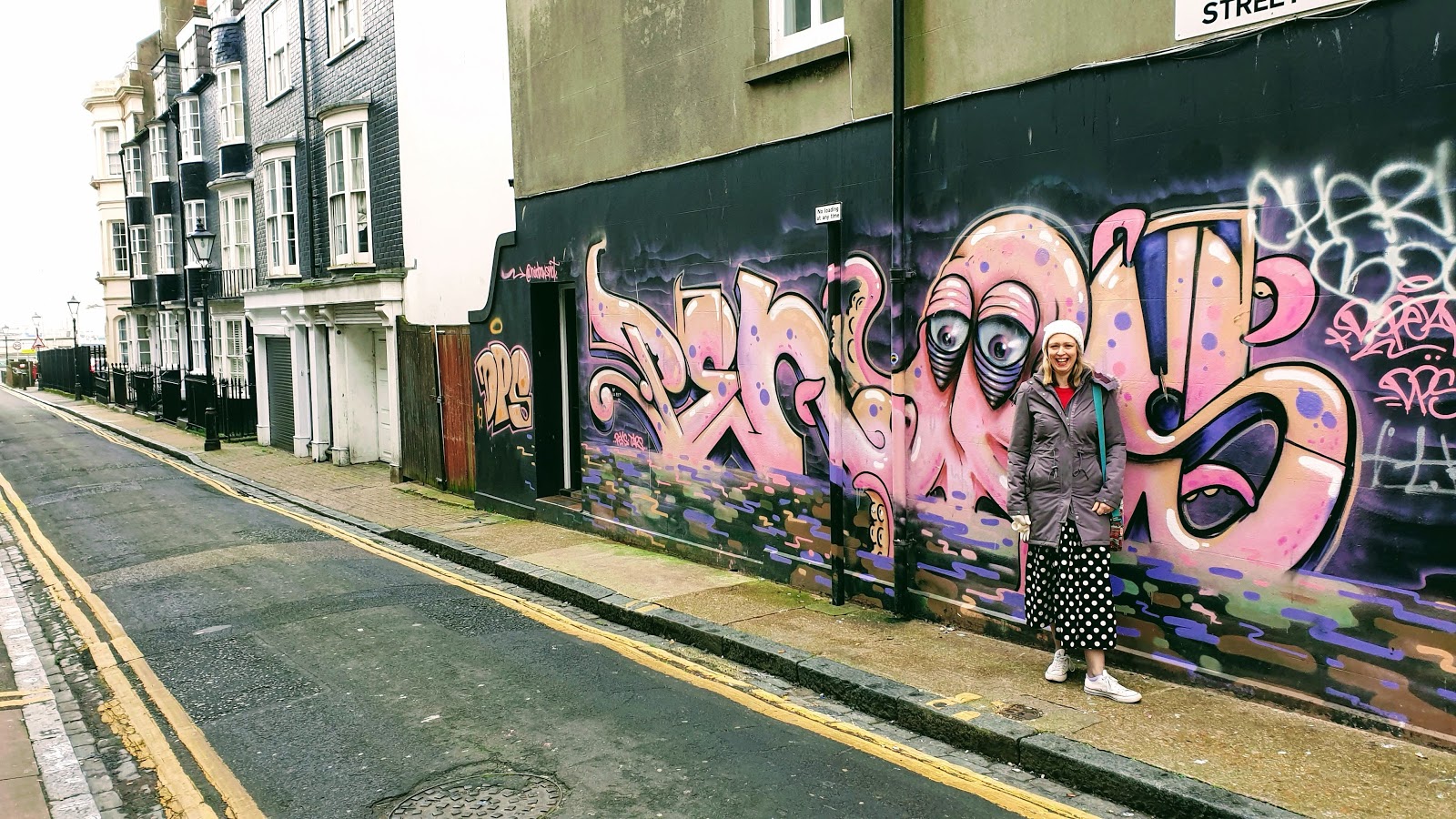 Pink Squid Street Art In Brighton