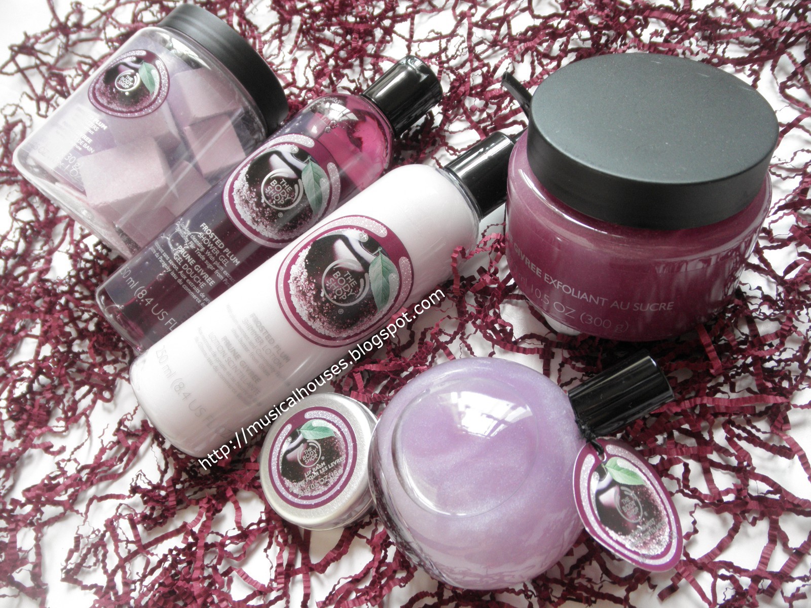 Triumferende tiltrækkende underviser The Body Shop Frosted Plum Review and Ingredients Analysis: Sugar Scrub, Body  Lotion, Shower Gel - of Faces and Fingers