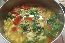 Eat Well, Live Happy: Hearty Italian Sausage Soup