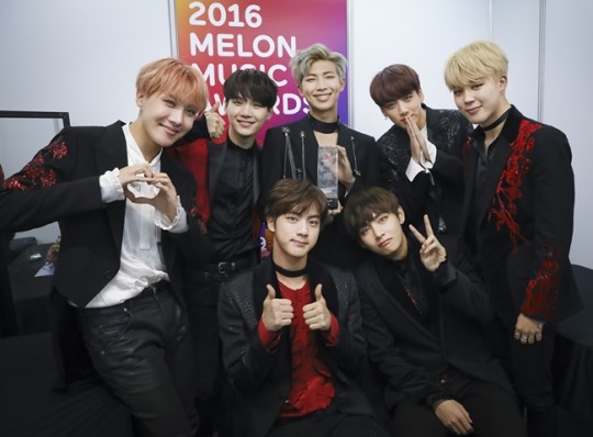 [Article] "First Daesang" BTS, "All the glory goes to our fans... thank