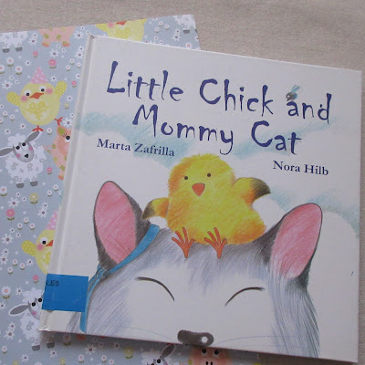 little-chick-mommy-cat