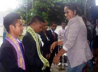 Lingua Sai Bareira Ba Jovens Hetan Bolsu Estudu