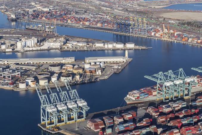 El cierre de los puertos de EE.UU. podría afectar a las exportaciones de Nueva Zelanda El cierre de los puertos de EE.UU. podría afectar a las exportaciones de Nueva Zelanda