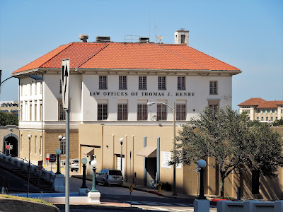 Law Offices of Thomas J. Henry in Corpus Christi (2017 photo) 