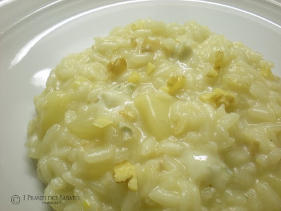 risotto pere noci e gorgonzola