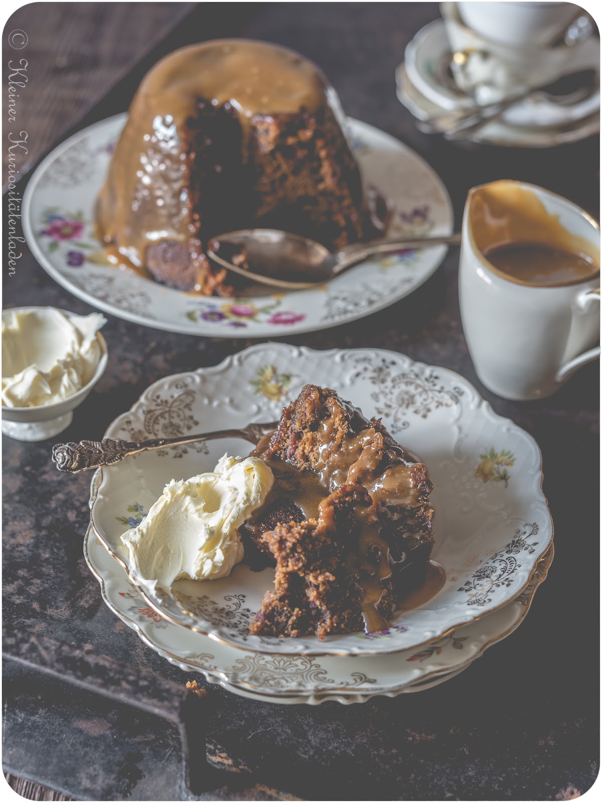 Whisky Sticky Toffee Pudding mit Clotted Cream