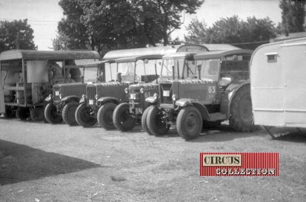 les tracteurs Hanomag du Cirque Barum Kreiser 