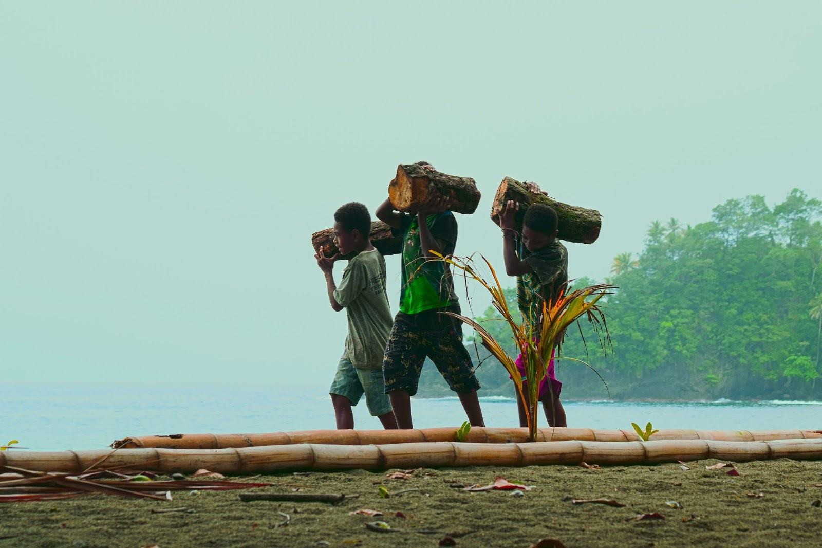 Bekerja sama dengan akun LINE