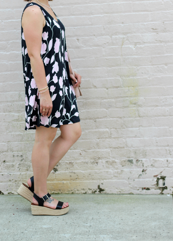 floral dress, bohoblu, spring style, mom style, style on a budget, how to style a floral dress