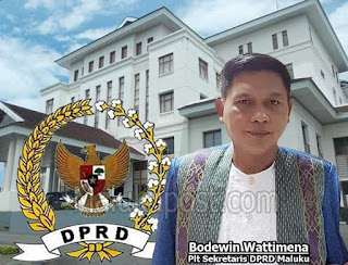 Sekwan Sampaikan Ranperda Usul DPRD Maluku dan Pemda periode tahun 2014 - 2019 Pelaksana Harian Sekretariat Dewan Perwakilan Rakyat Daerah (DPRD) Provinsi Maluku Boedoewin Wattimena menyampaikan Rancangan Peraturan Daerah (Ranperda) usul Pemerintah Daerah dan DPRD periode tahun 2014 - 2019.