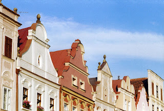 the facades of houses in the northeast side, telc