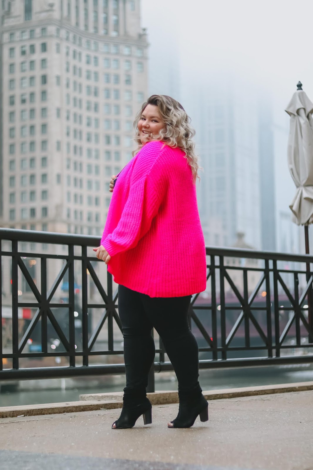 Chicago Plus Size Petite Fashion Blogger Natalie in the City shops for budget friendly clothing at Gordmans.
