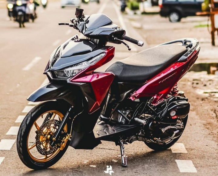 Modifikasi Vario 150 Warna Merah Polos, Original, Metalik, Marun, Candy