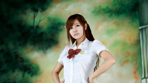 Ryu Ji Hye – School Girl