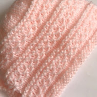 https://www.ravelry.com/patterns/library/waves-of-love-baby-bonnet