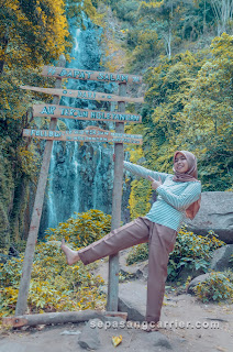 Wisata Air Terjun Ngleyangan Kediri