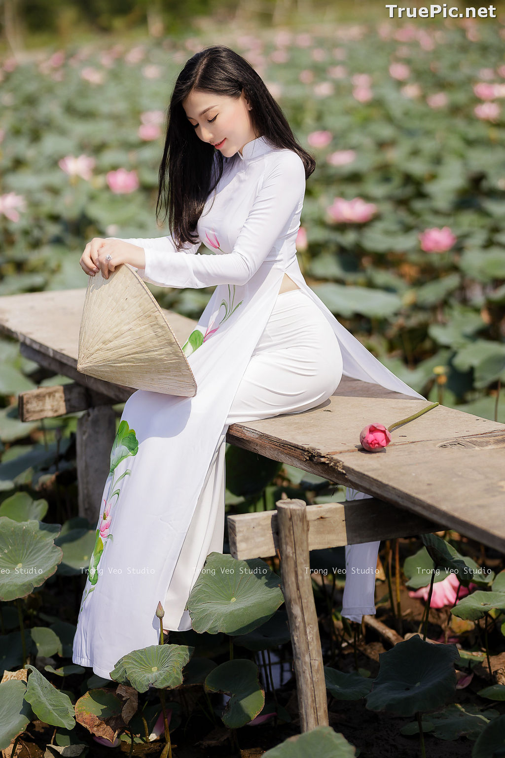 Image The Beauty of Vietnamese Girls with Traditional Dress (Ao Dai) #3 - TruePic.net - Picture-47