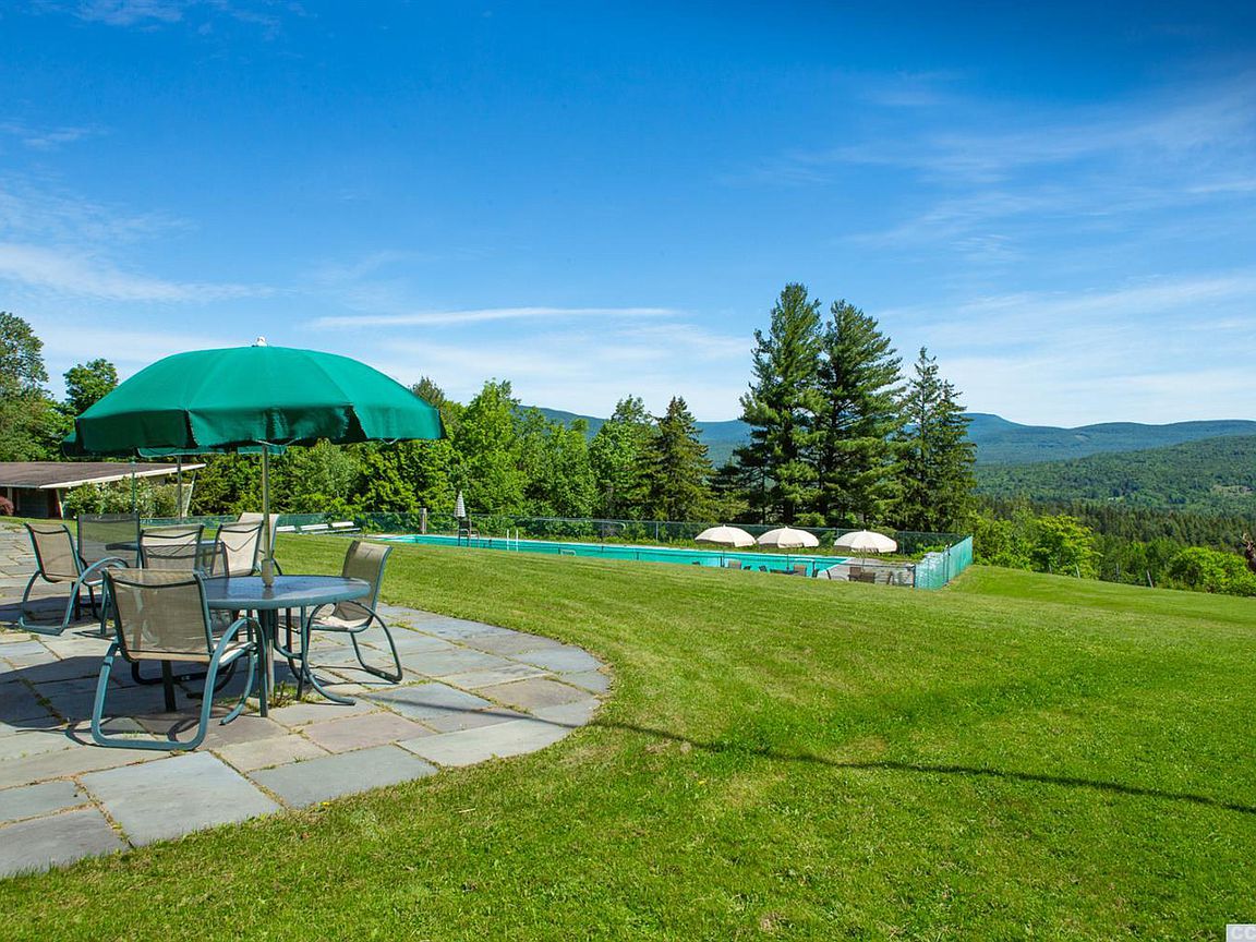 Sweet House Dreams 1894 Victorian Cottage in Hunter, New York