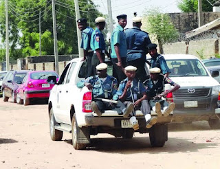 Duba abin da aka yi wa wasu mutane da ake zargin suna aikata Luwadi a jihar Kano Duba abin da aka yi wa wasu mutane da ake zargin suna aikata Luwadi a jihar Kano