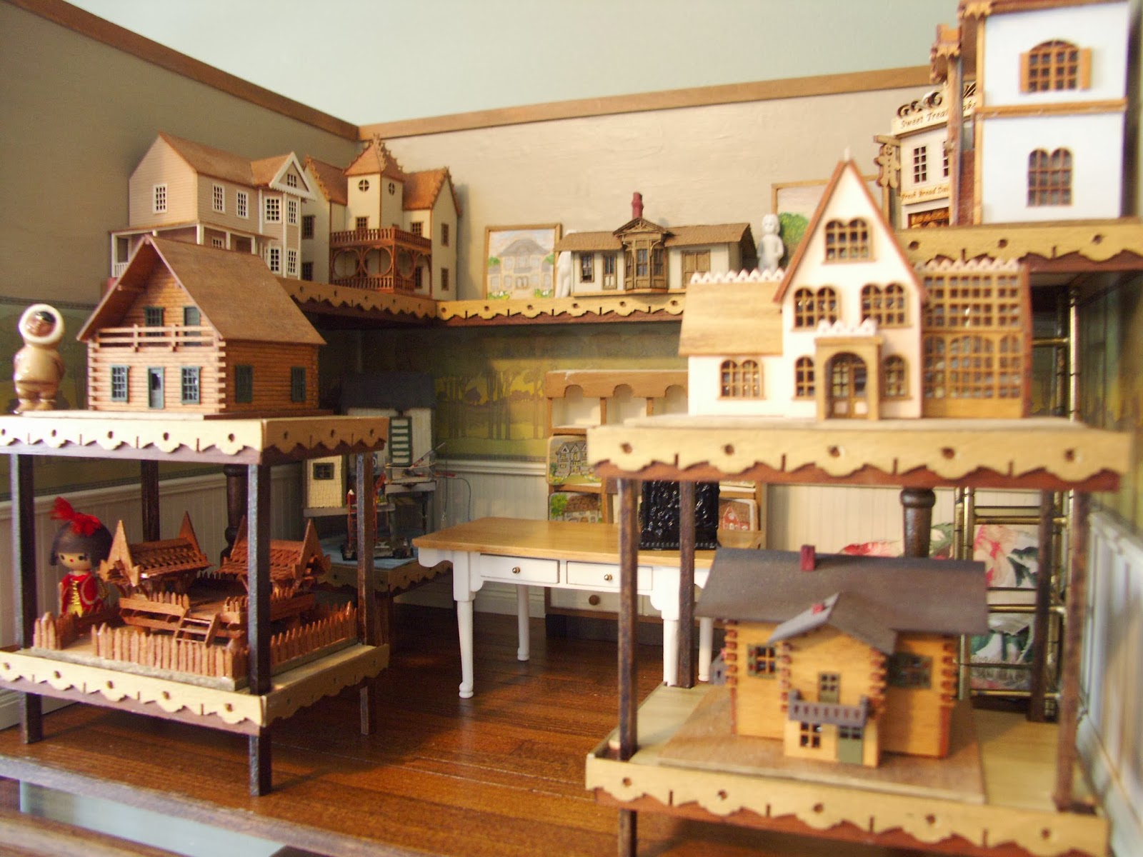 Happy Little Worlds Remoldeling a Gift Miniature Dollhouse Store the
