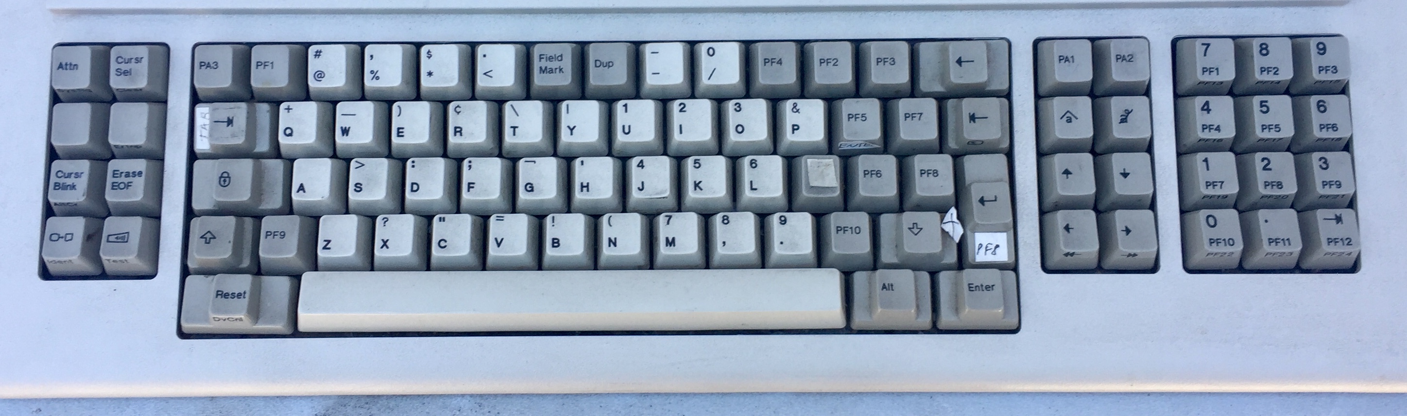 Rescue 1130 2014 Pickup of an IBM 1130 System and More Keyboard and character set of my 3178