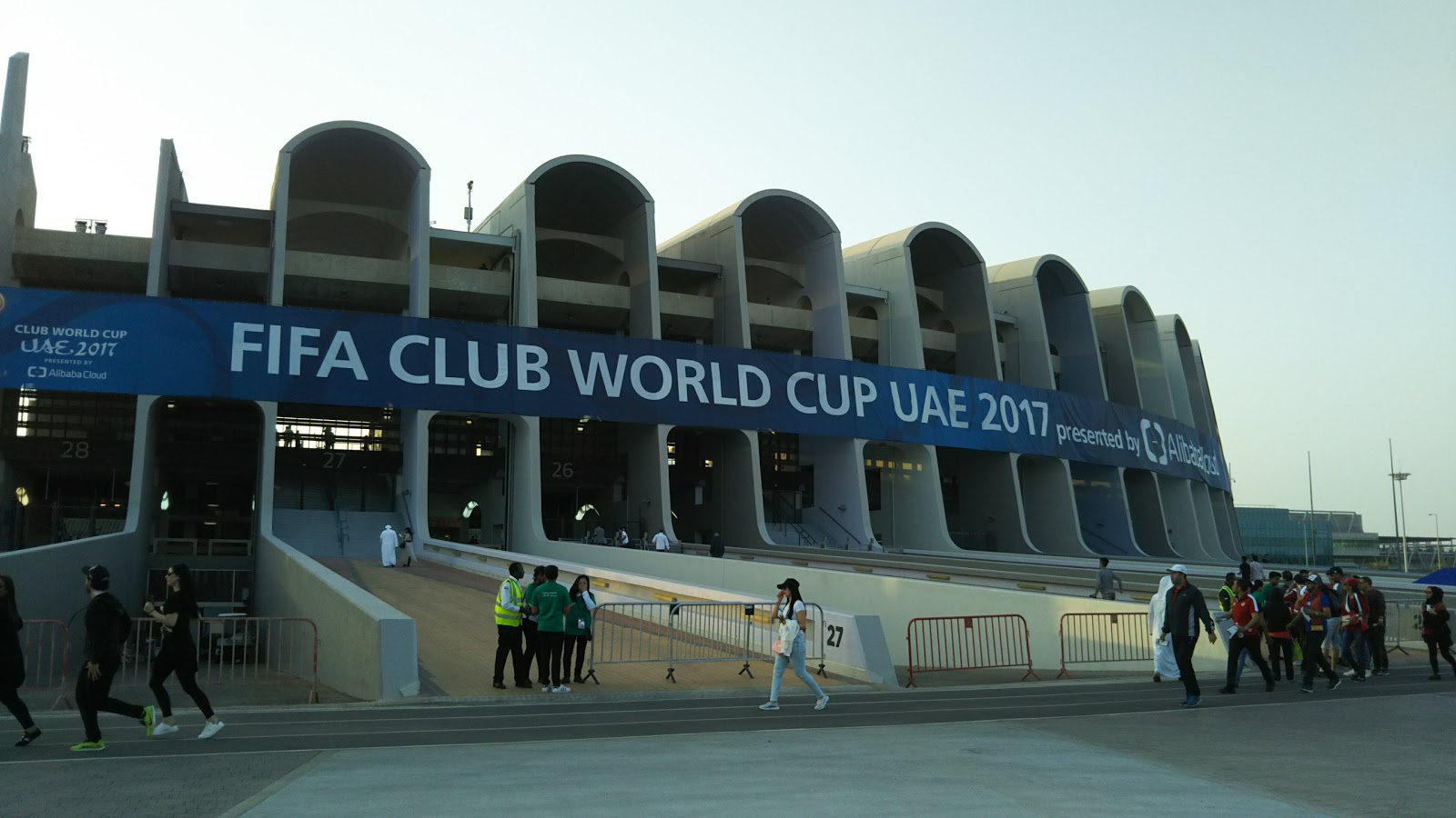 Change By Red 遠征メモ アブダビ遠征 試合編