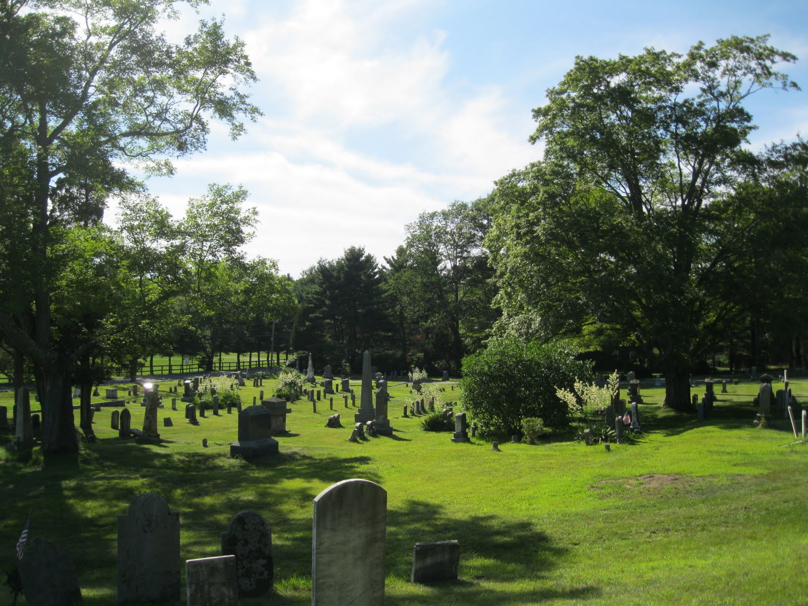 THE OLD COLONY GRAVEYARD RABBIT HANOVER CENTER CEMETERY JULY 15TH 2011