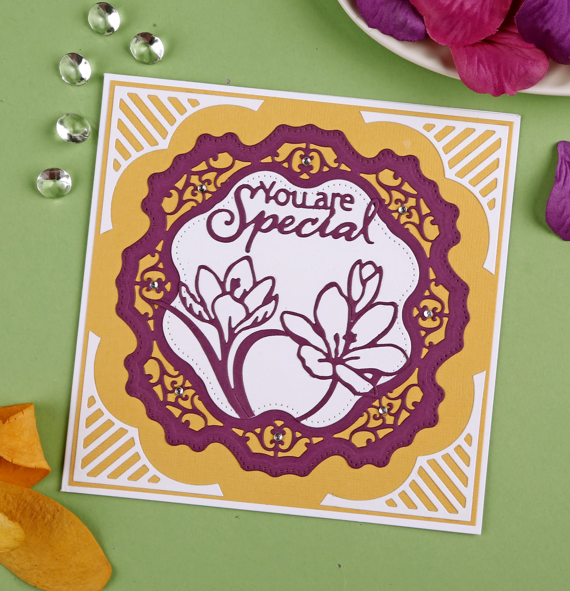 Die Cutting Essentials issue 73 Free Craft Tutorial