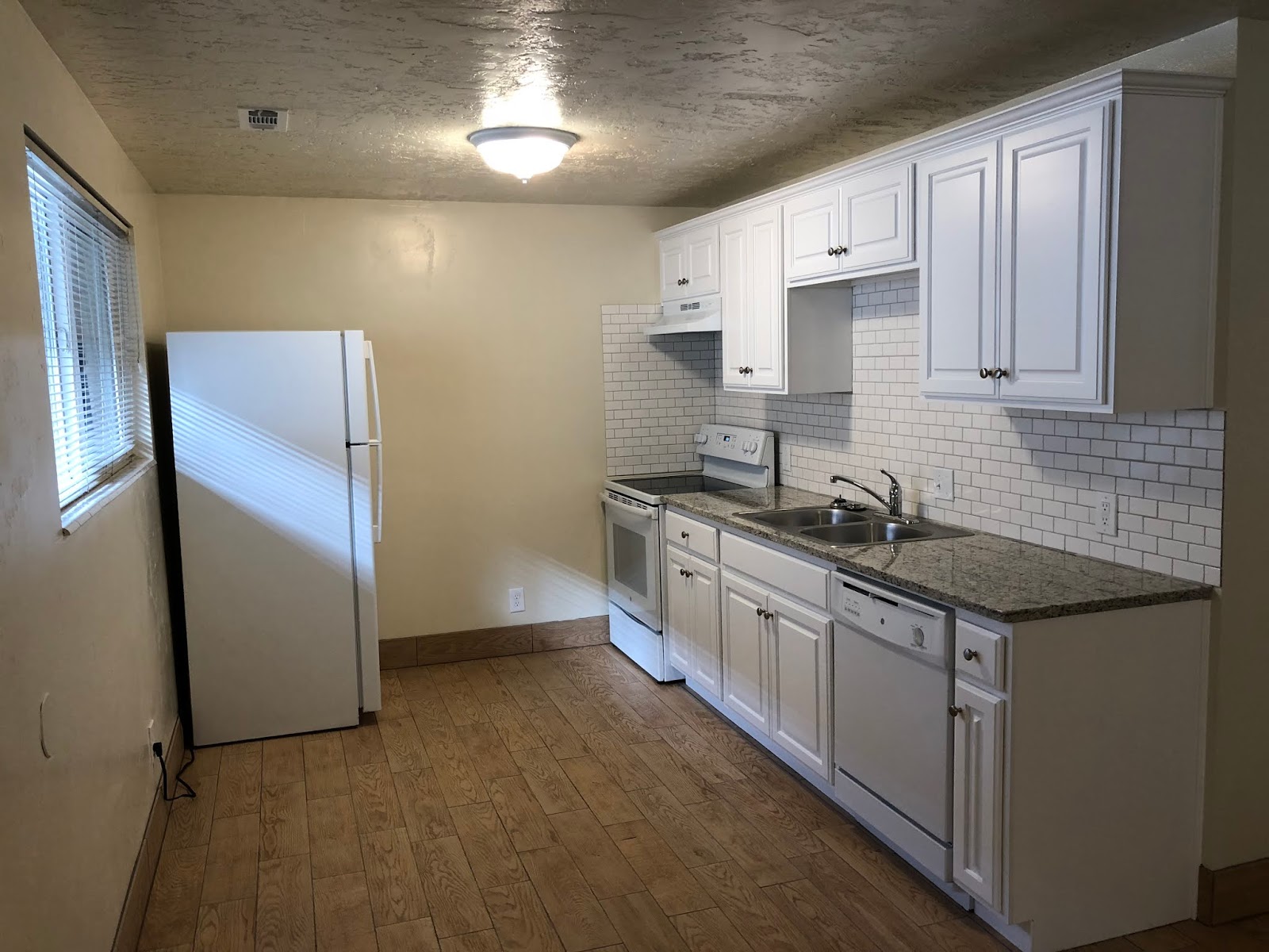 Villa Rose Apartments 2 BEDROOM APARTMENT TIER 3