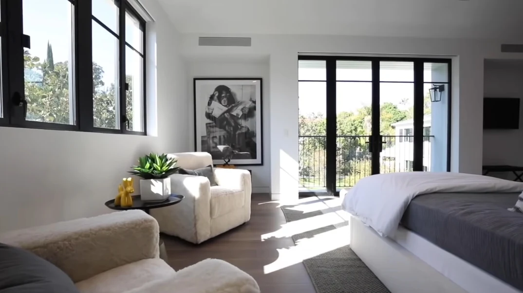 70 Interior Design Photos vs. 1000 Laurel Way, Beverly Hills, CA Ultra Luxury Home Tour