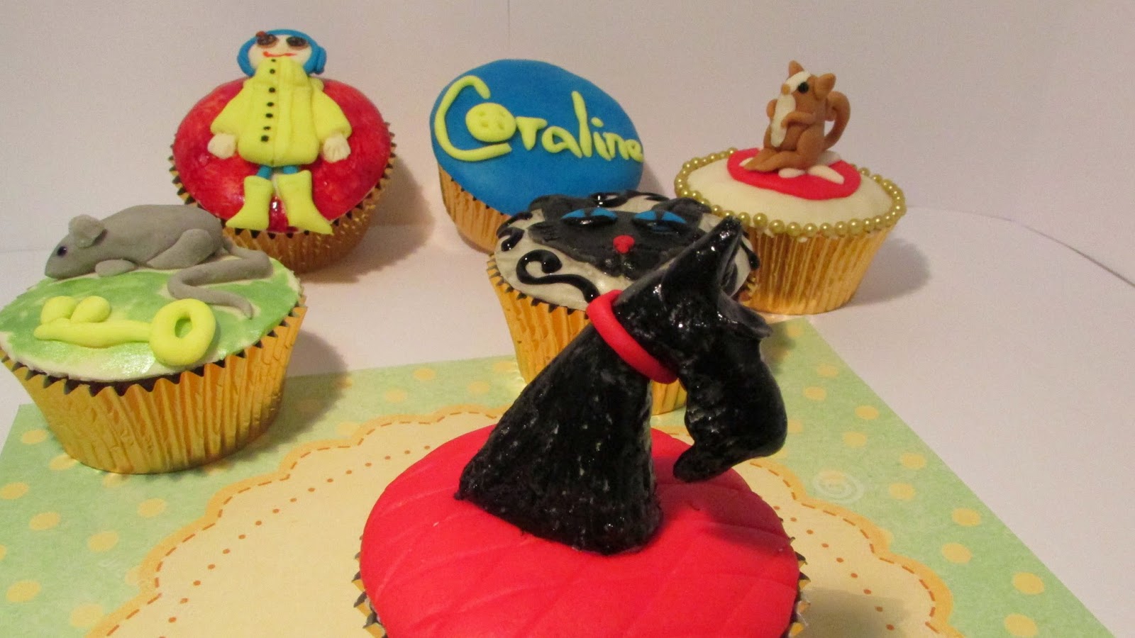 Coraline Cupcakes