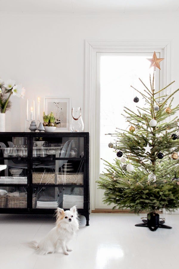 More tips for decorating the Christmas tree in 2015