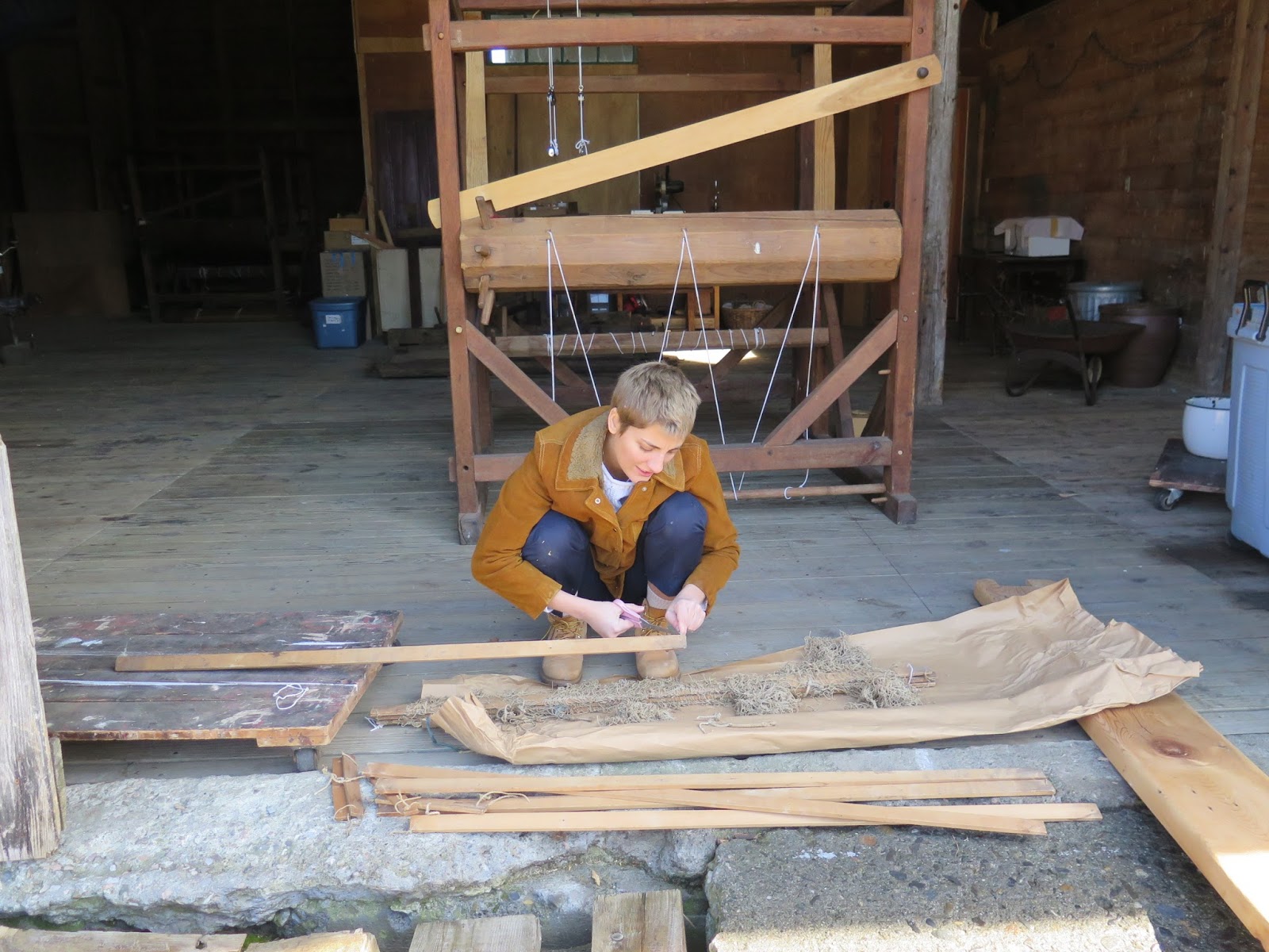 marshfield school of weaving: Birthday's, Blues & Barn Looms.