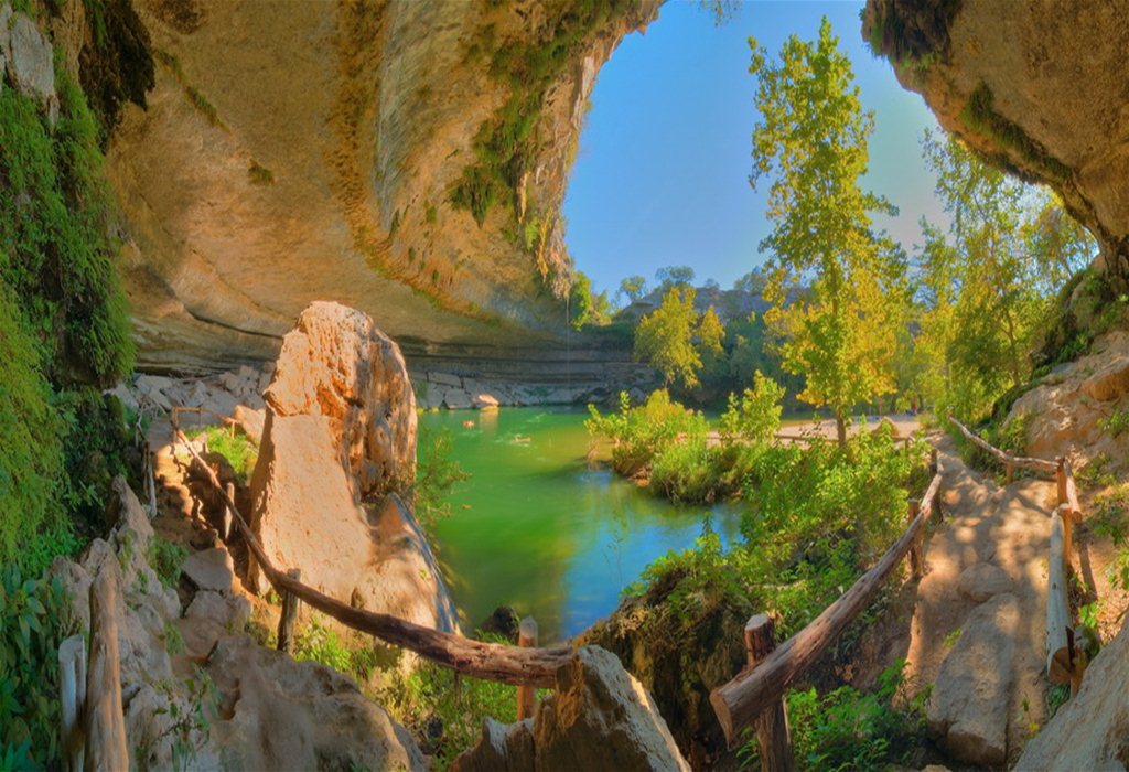 Troppo tardi per morire giovane: Hamilton Pool Preserve