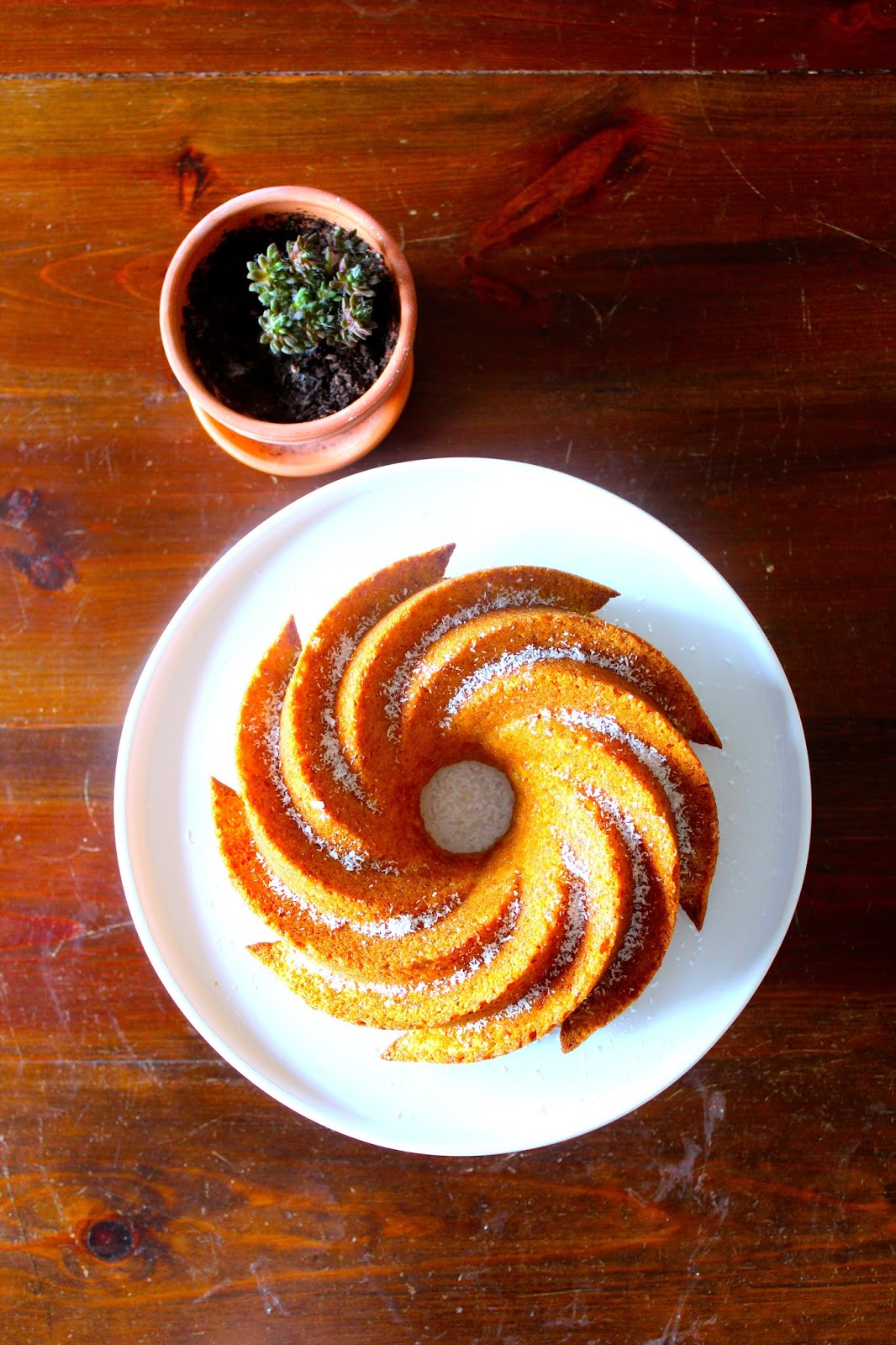 Bolo de Cenoura e Coco