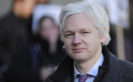 Assange pede asilo ao Equador
