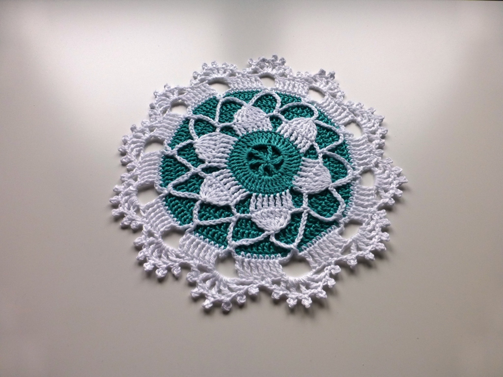 Meine kreative Welt: Das Gegenstück - mein zweites Deckchen ist fertig