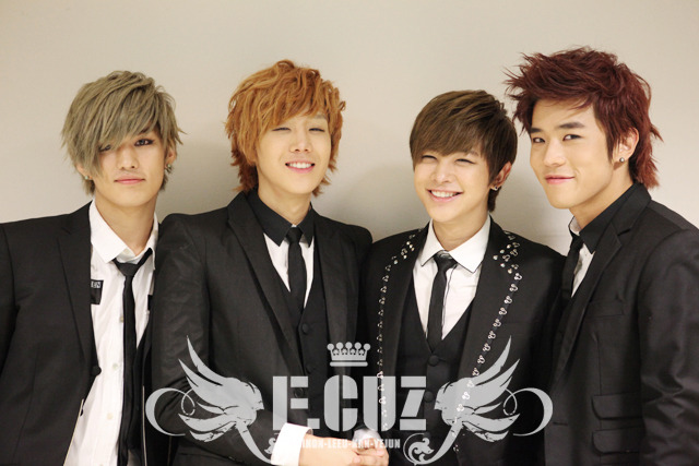 O. Two of us. F cuz корейская группа. Cuz i see. Cuz one.