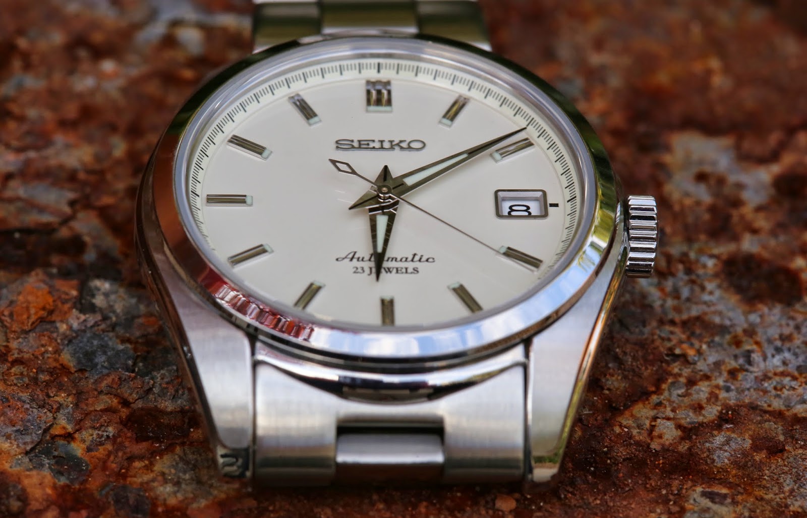 Them Watches: SEIKO SARB035 - It doesn't impress anybody.
