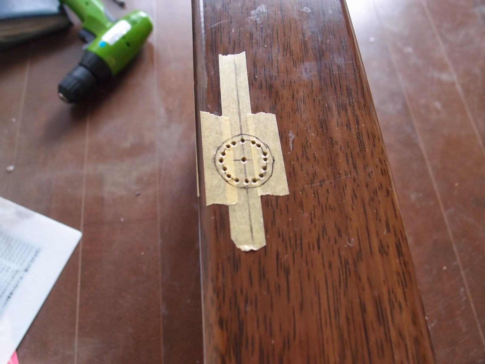 帰ってきた、無精ヒゲの一応日記 机の引き出しに鍵をつけろ！