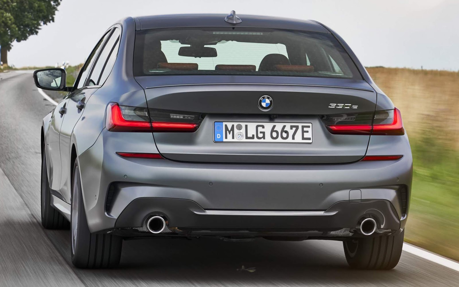 BMW 330e M Sport Híbrido Plugin chega por R 297.950