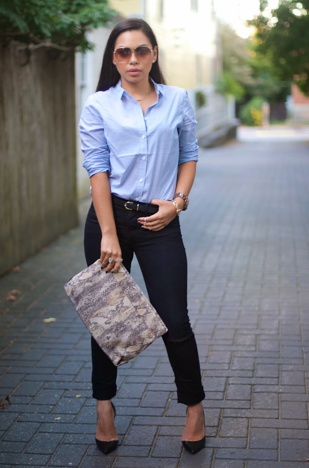 How to Style: A Classic Button up Casually | The Style Brunch