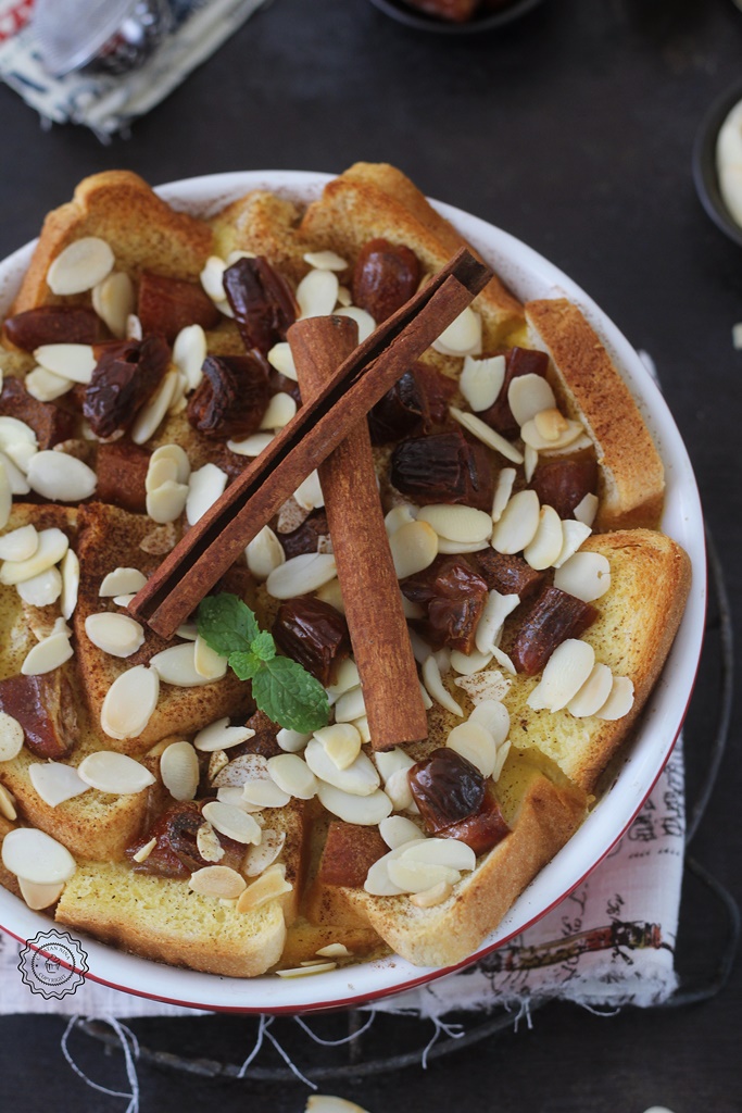 PUDING ROTI KURMA ALMOND - Resep Elegan